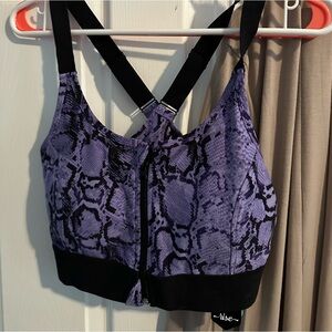 Lularoe rise sports bra